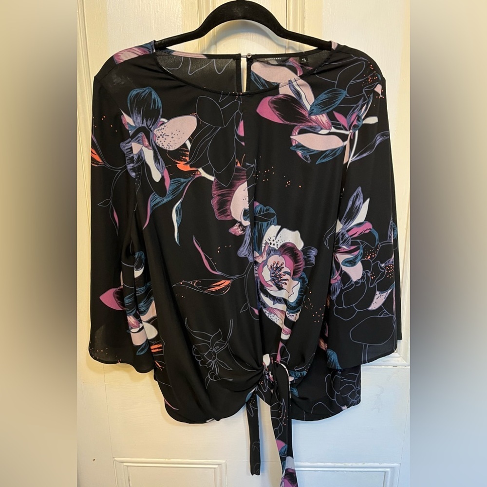 Reitmans Short Sleeve Black Patterned Scoop Neck Blouse XLarge